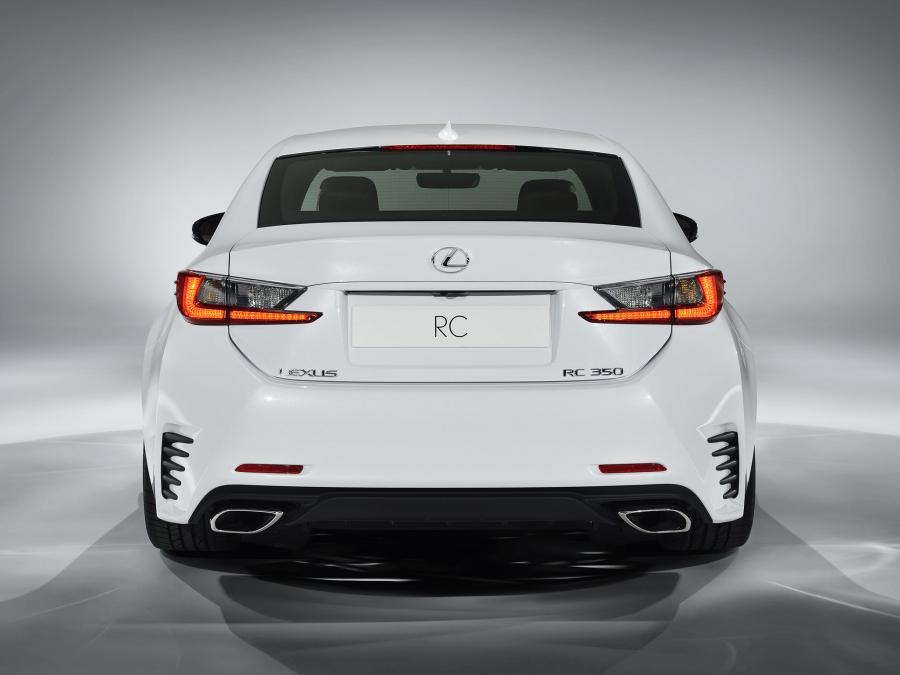  Lexus RC350 F-Sport 2014 года  (фото 27 из 32)